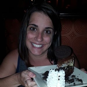 Meet your Posher, Caroline